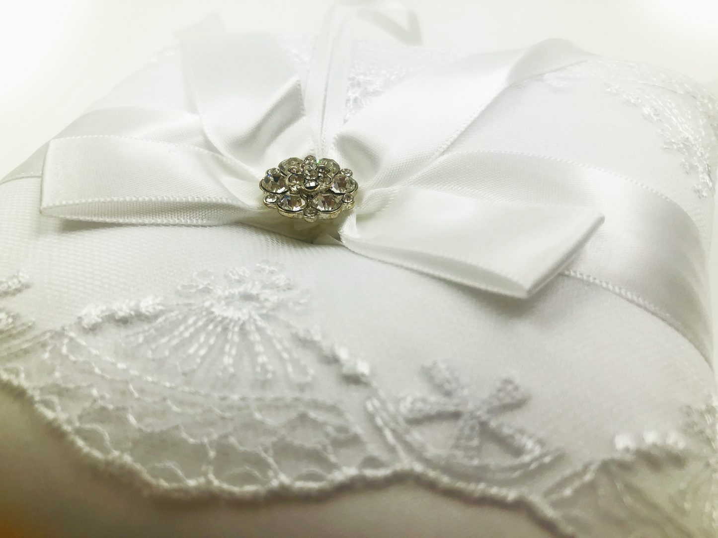 Elegant Bridal Ring Pillow